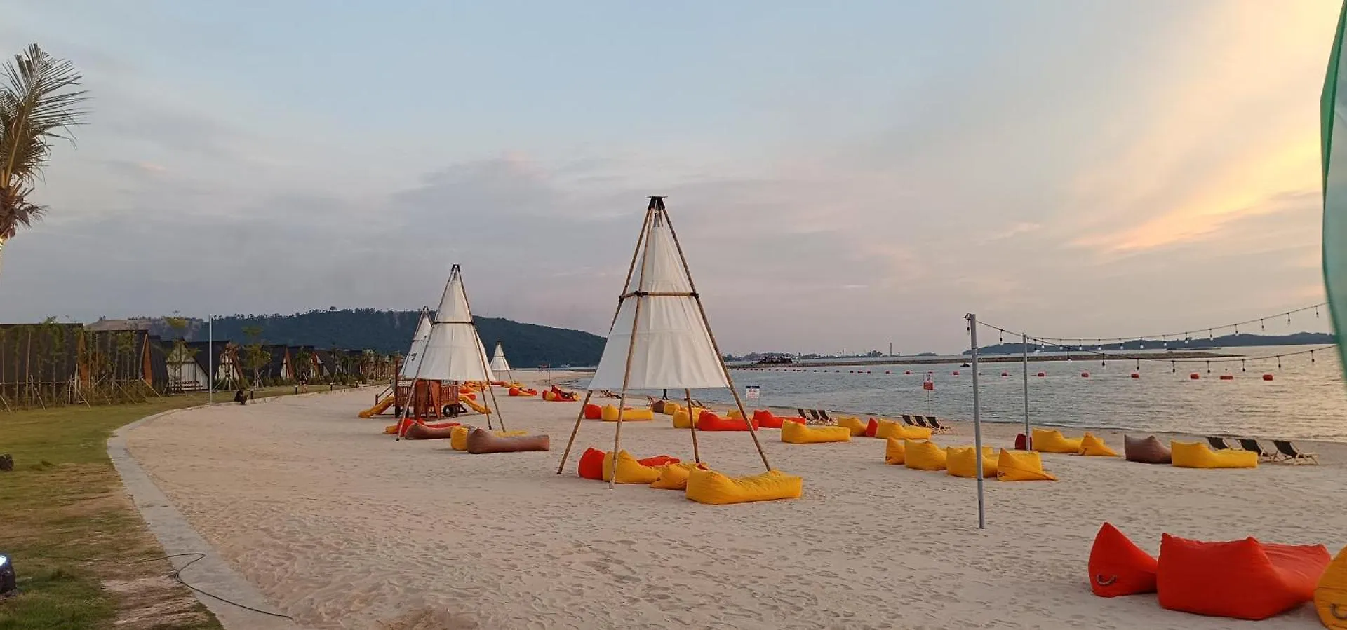 Summer Bay Beach Club & Cabins Sihanoukville By Preference 4*,